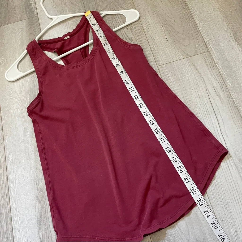 Lululemon Love Tank Top racerback pleated womens Red (size 4) athleisure workout - Image 4
