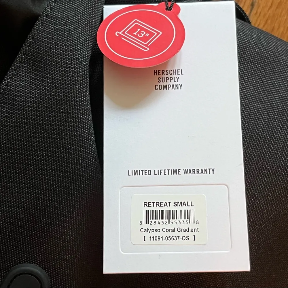 NEW Herschel Coral Gradient Retreat Backpack - Image 2
