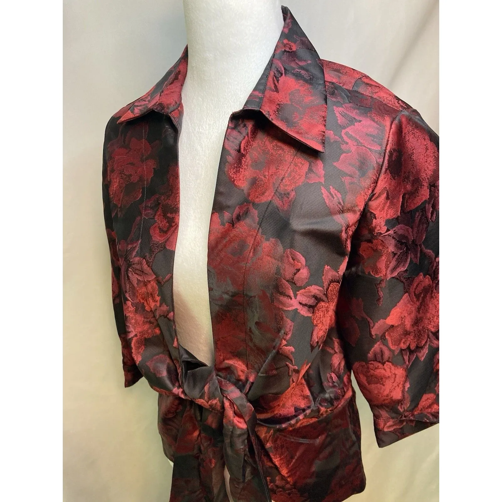 Mishca Whimsy Goth Y2K Blouse S Red Floral Open Tie Front 3/4 Sleeve Career New Black - Image 3