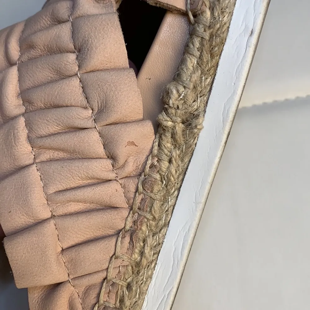 1. State  | Salyn Sandals - Image 9