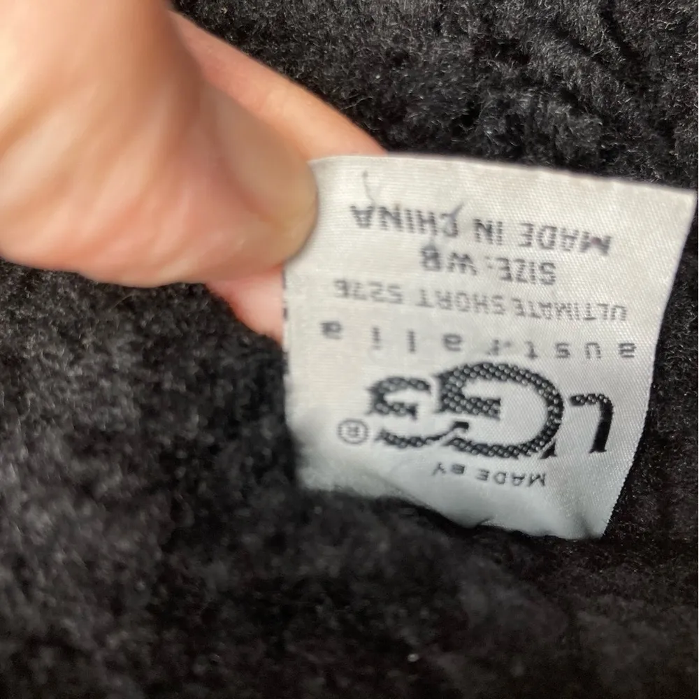 UGG ultimate short black boots‎ size 8 - Image 6