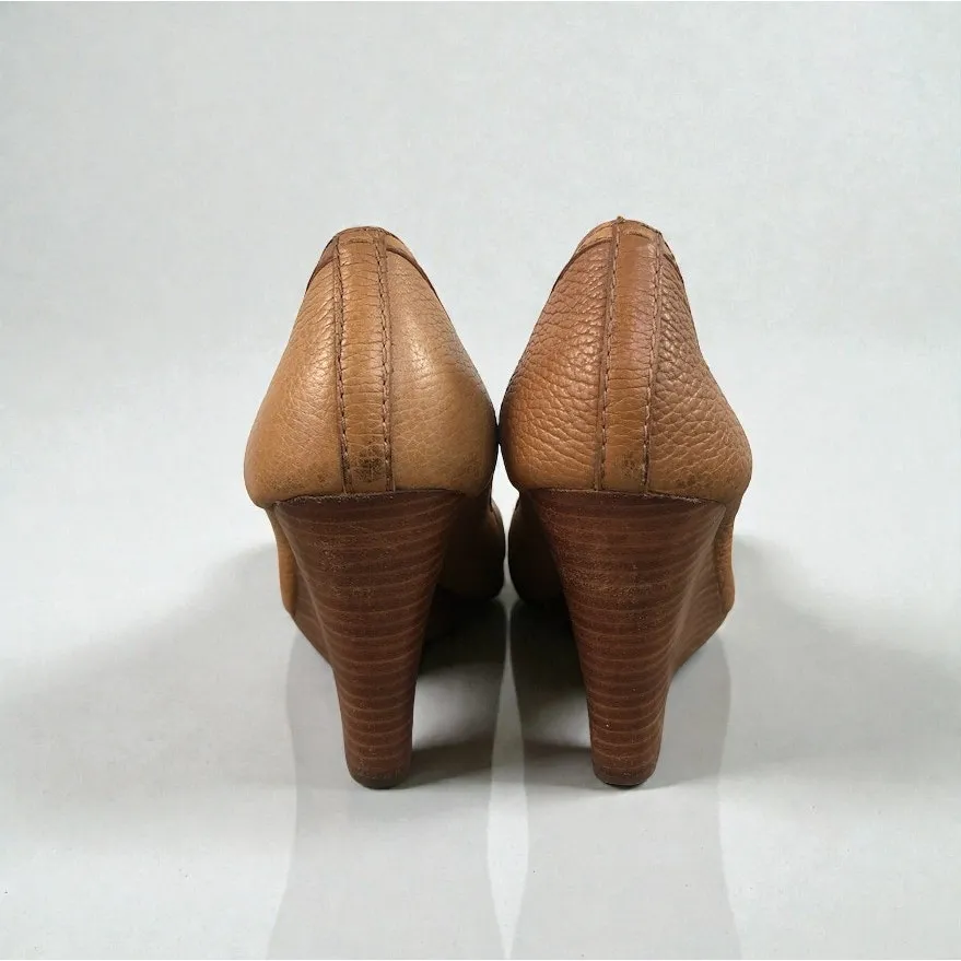 TORY BURCH Carnell Peep Toe Pebble Leather Wedge Pumps Sz 7M Brown Elegant Party - Image 8