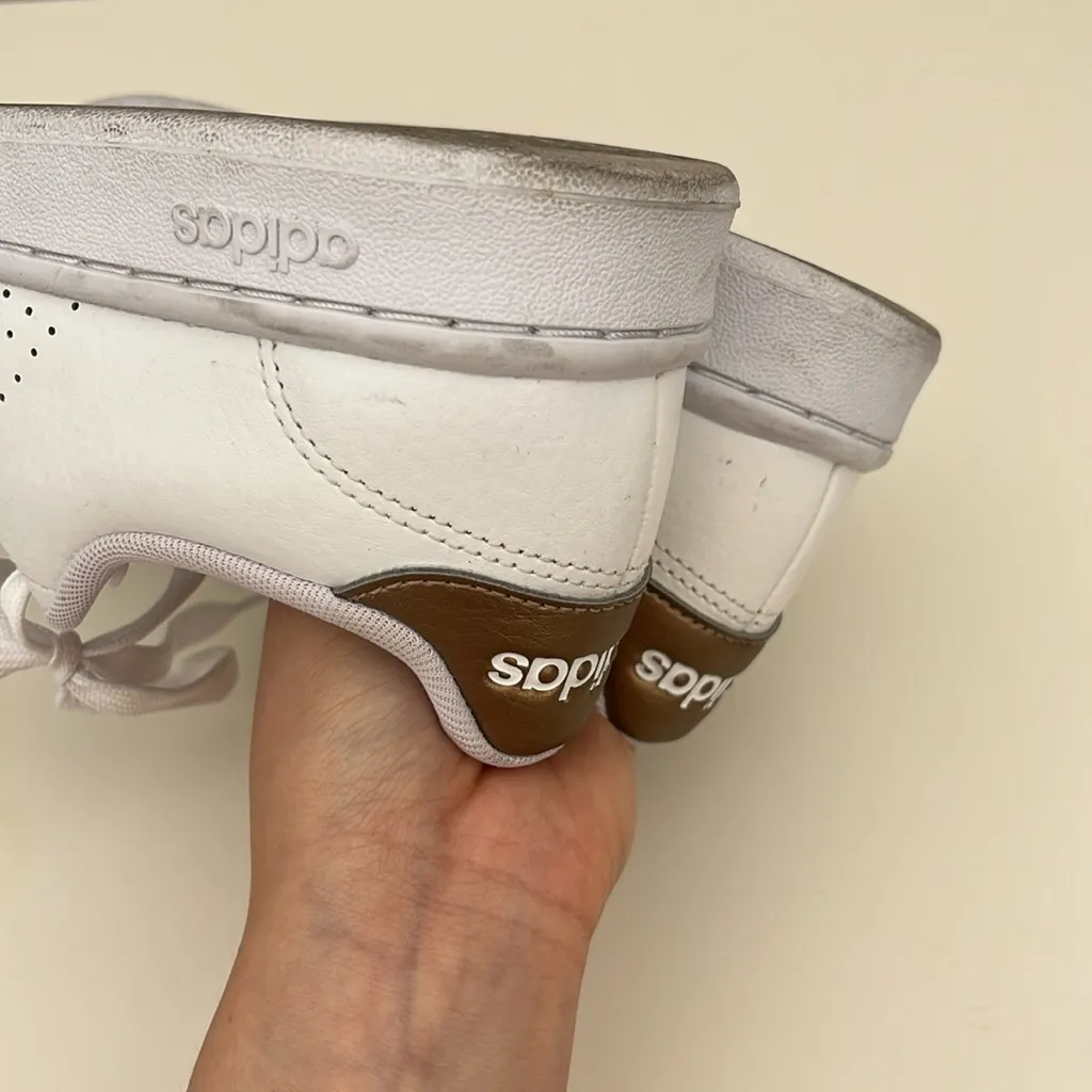 Adidas Advantage Tennis Shoe Cloudfoam Comfort White Gold Sneakers in Women’s 7 - Image 8