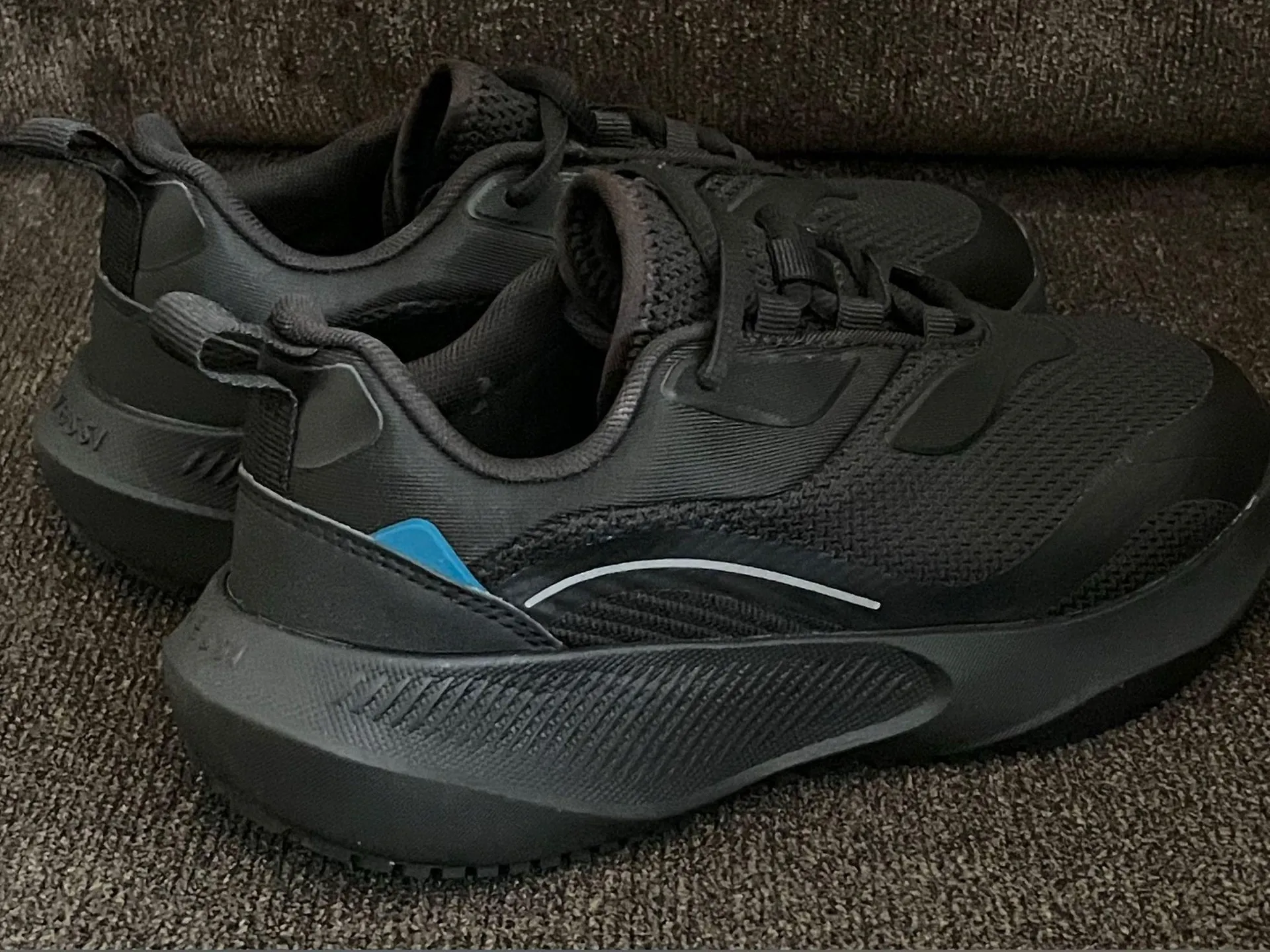 Vessi Women’s Tidal Sneaker Black Color Size - Image 7