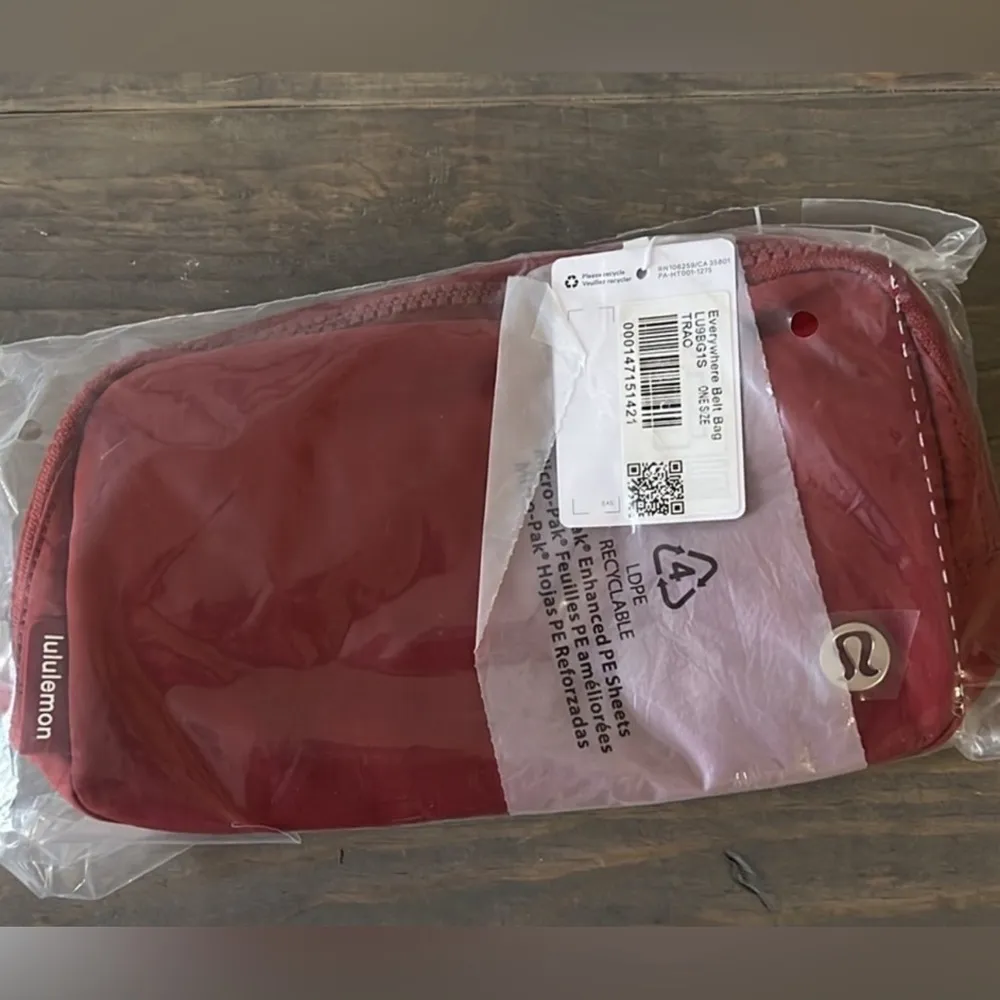 NWT Lululemon Everywhere Belt Bag 1L in Terra Orange - Image 2