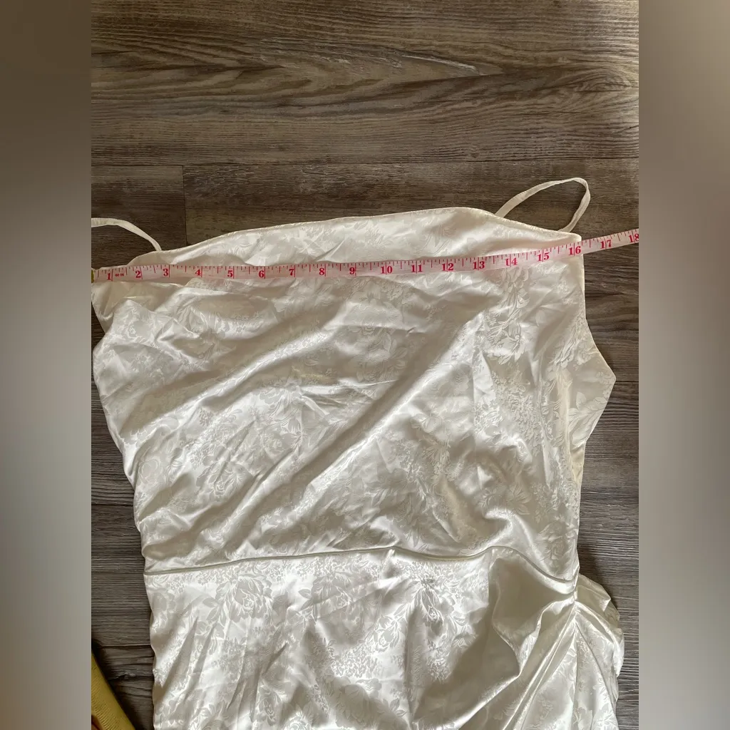 Marthea Chic White Draped Midi Dress Size XL - Image 4