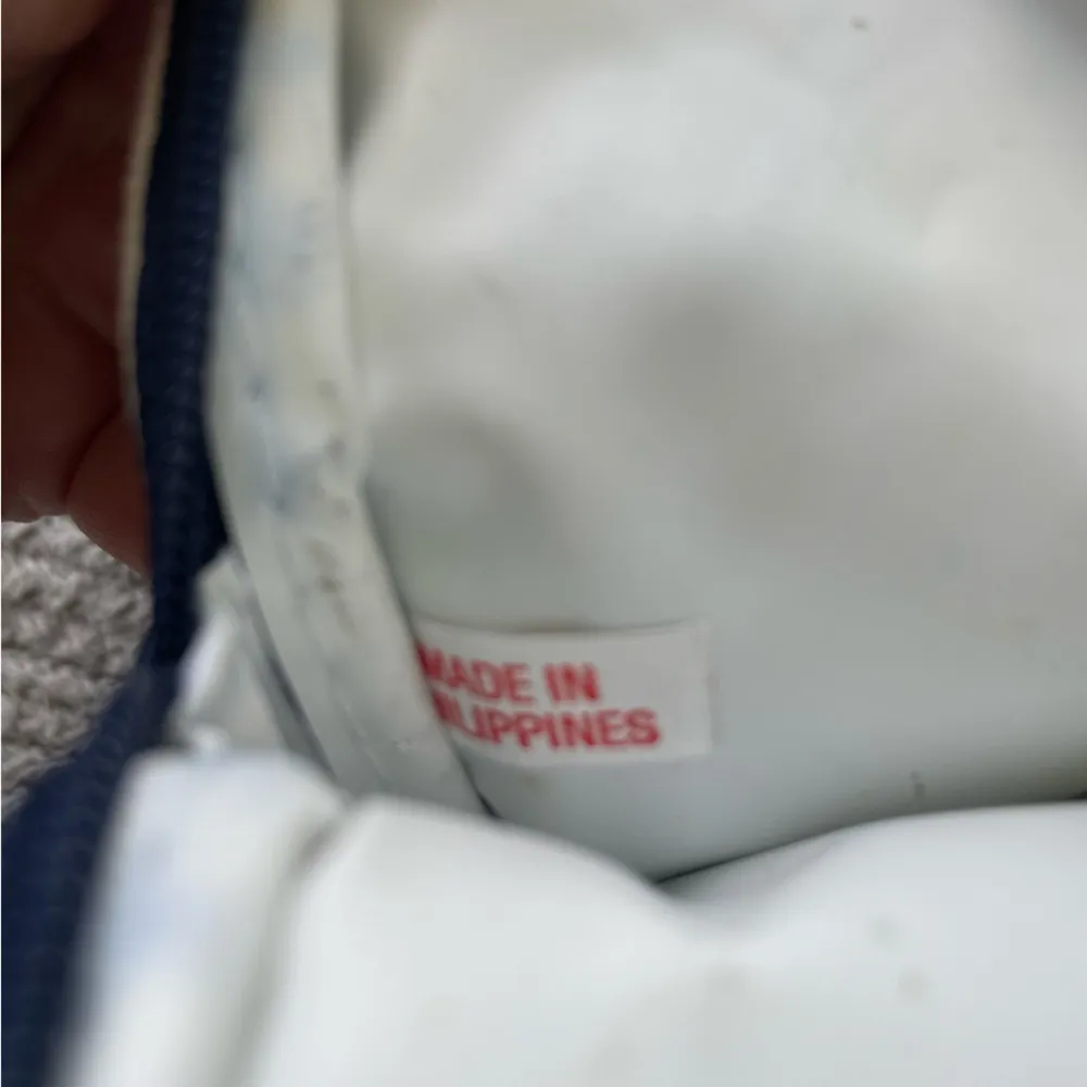 Vintage 60s 70s Navy Blue White Embroidered Bow Damask Stripe Clutch Makeup Bag - Image 7