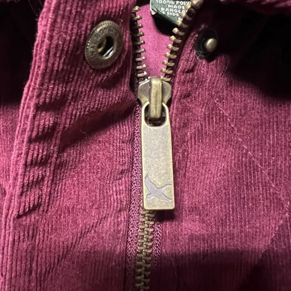 Vintage Eddie Bauer Maroon Quilted Coat Women’s Size Medium - Image 4