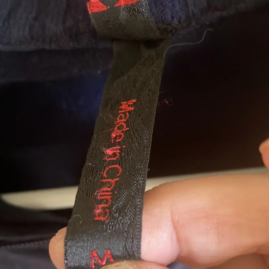 FINAL MARKDOWN Yoki zip front sweater medium - Image 4