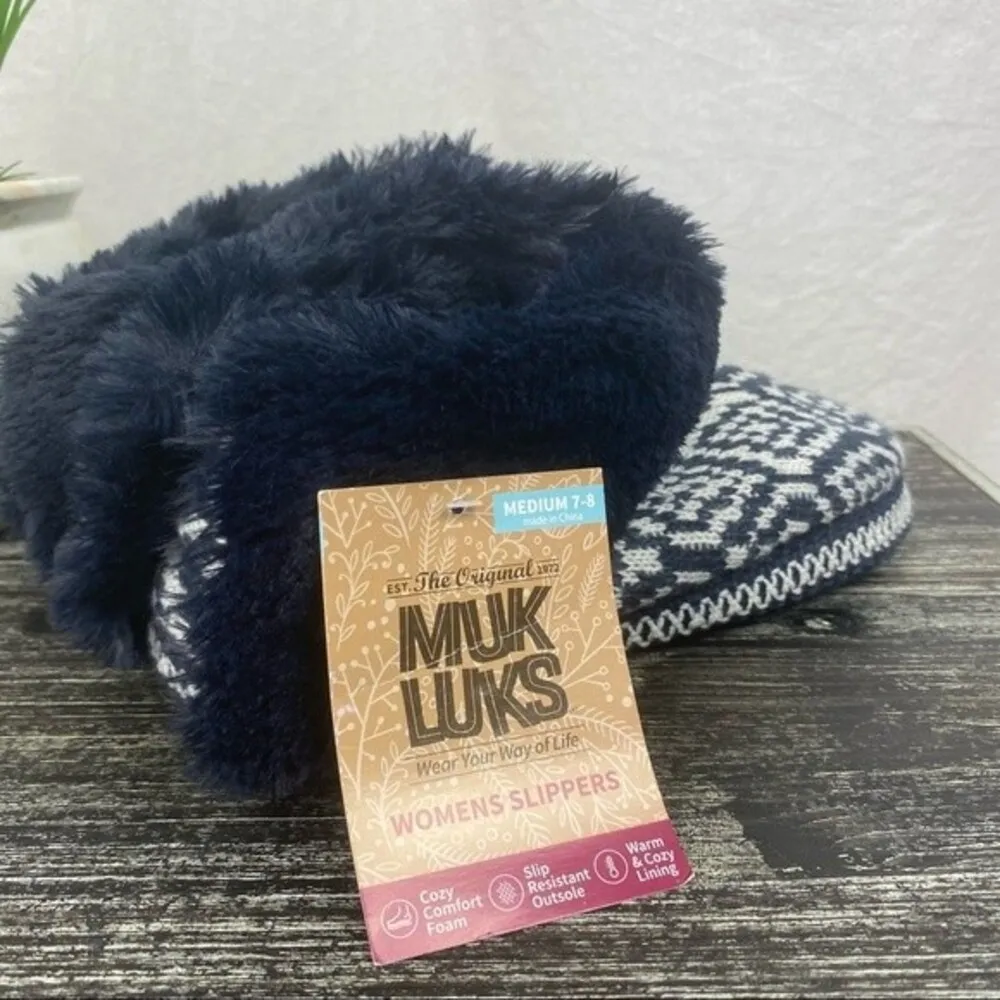 Muk Luks Faux Fur Lined Knit Blue & White Print Slippers M Medium NEW Size undefined - Image 4