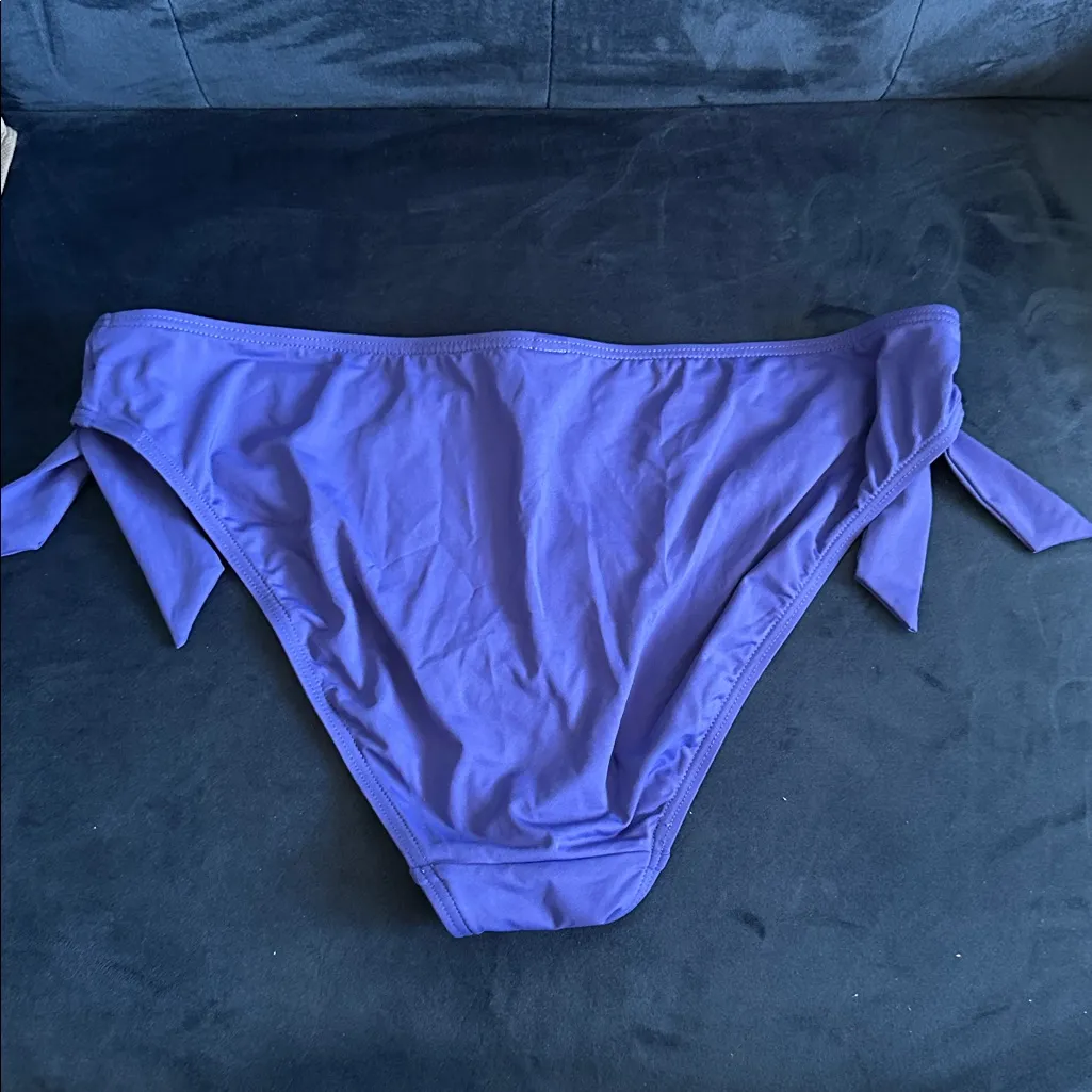 Cobalt blue bathing suit bottoms size XL - Image 5
