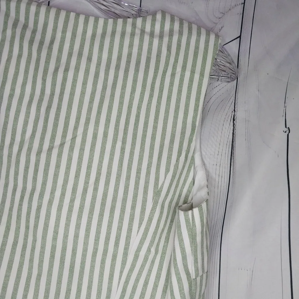 Cider Green And White Striped Women's Cropped Vest NWT - Image 6