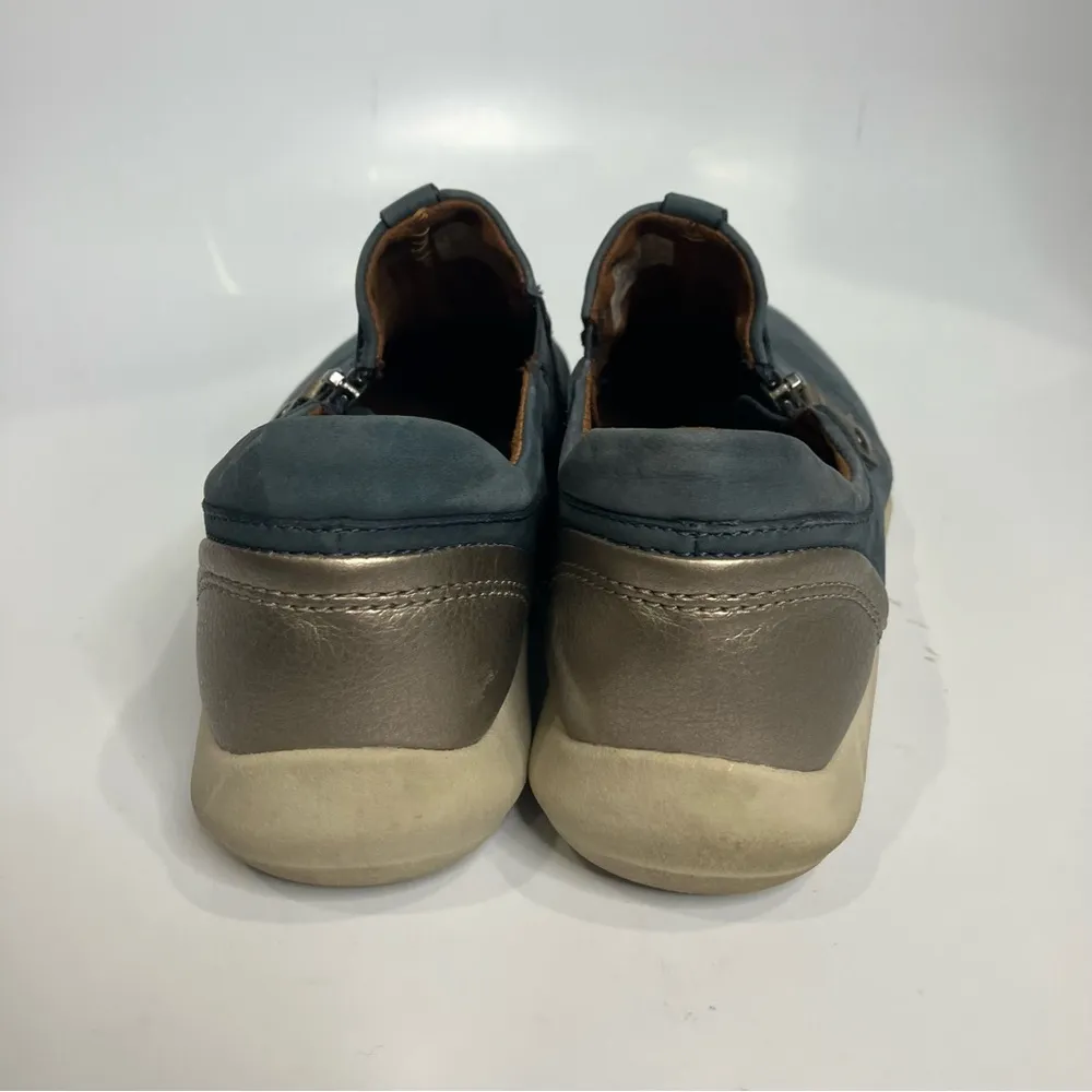 Cobb hill blue leather Amalie loafer zipper slip‎ on sneakers women’s size 9 - Image 4