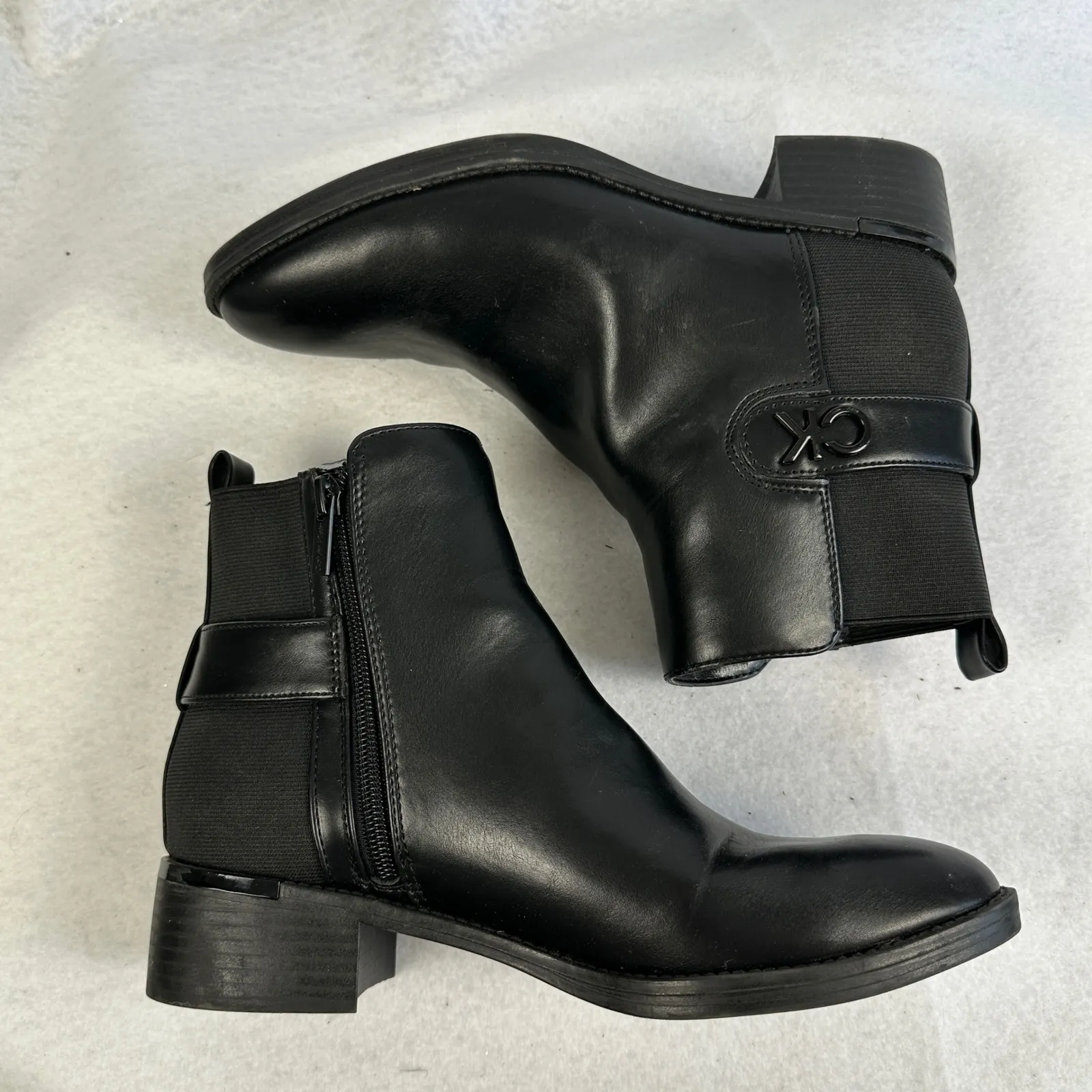 Calvin Klein Women's Black Leather Ankle Boots Side Zip Comfort Low‎ Heel 7.5M - Image 6
