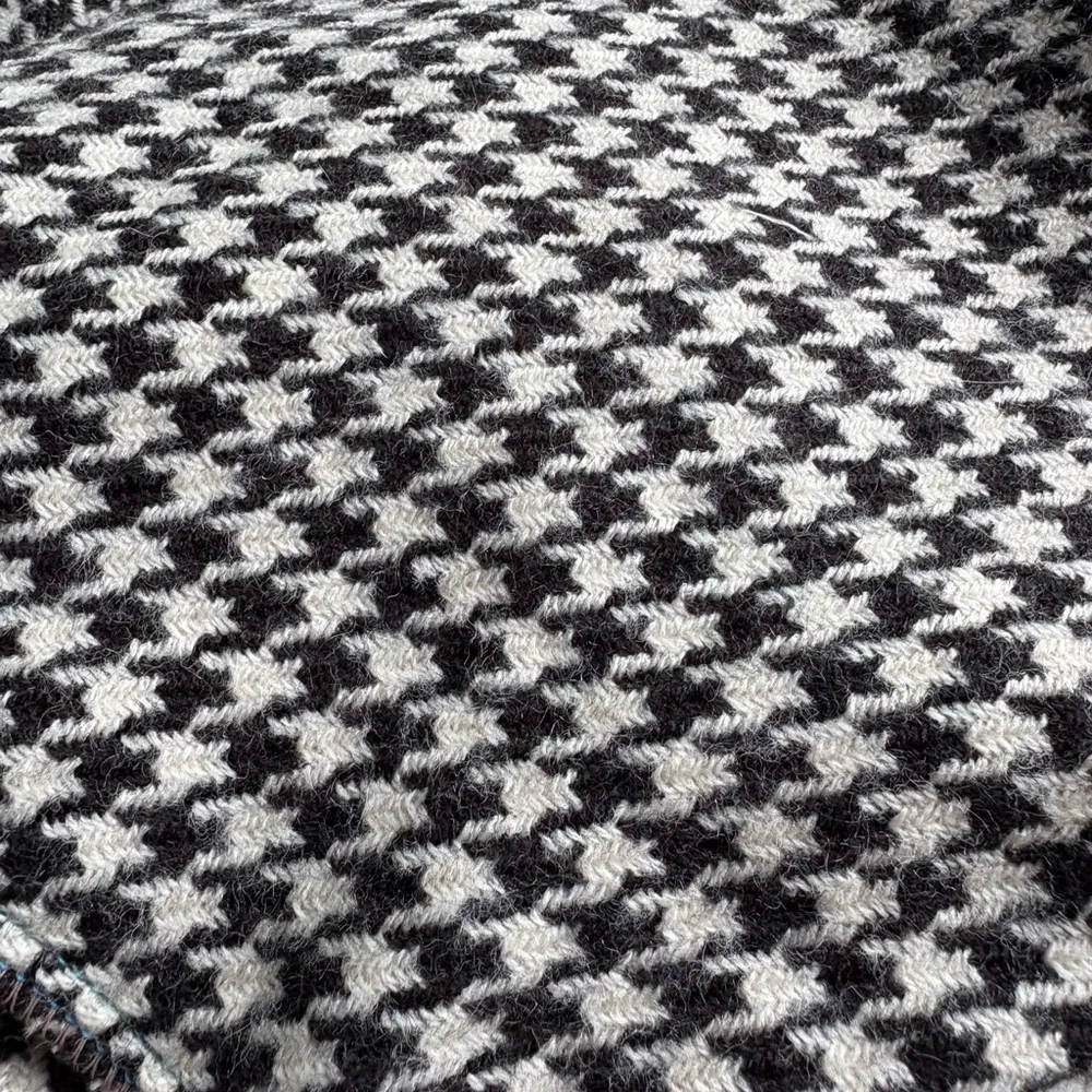 Classic Black and White Houndstooth Scarf - Image 3