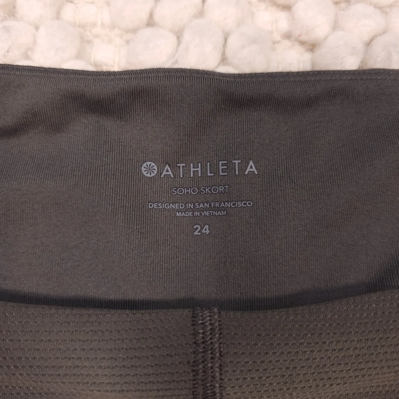 Athleta Soho Skort Mountain Olive Green Sz 24 - Image 4