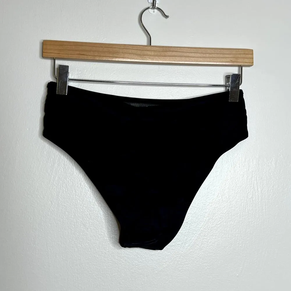 Cupshe Black Mesh Halter Bikini - Image 5