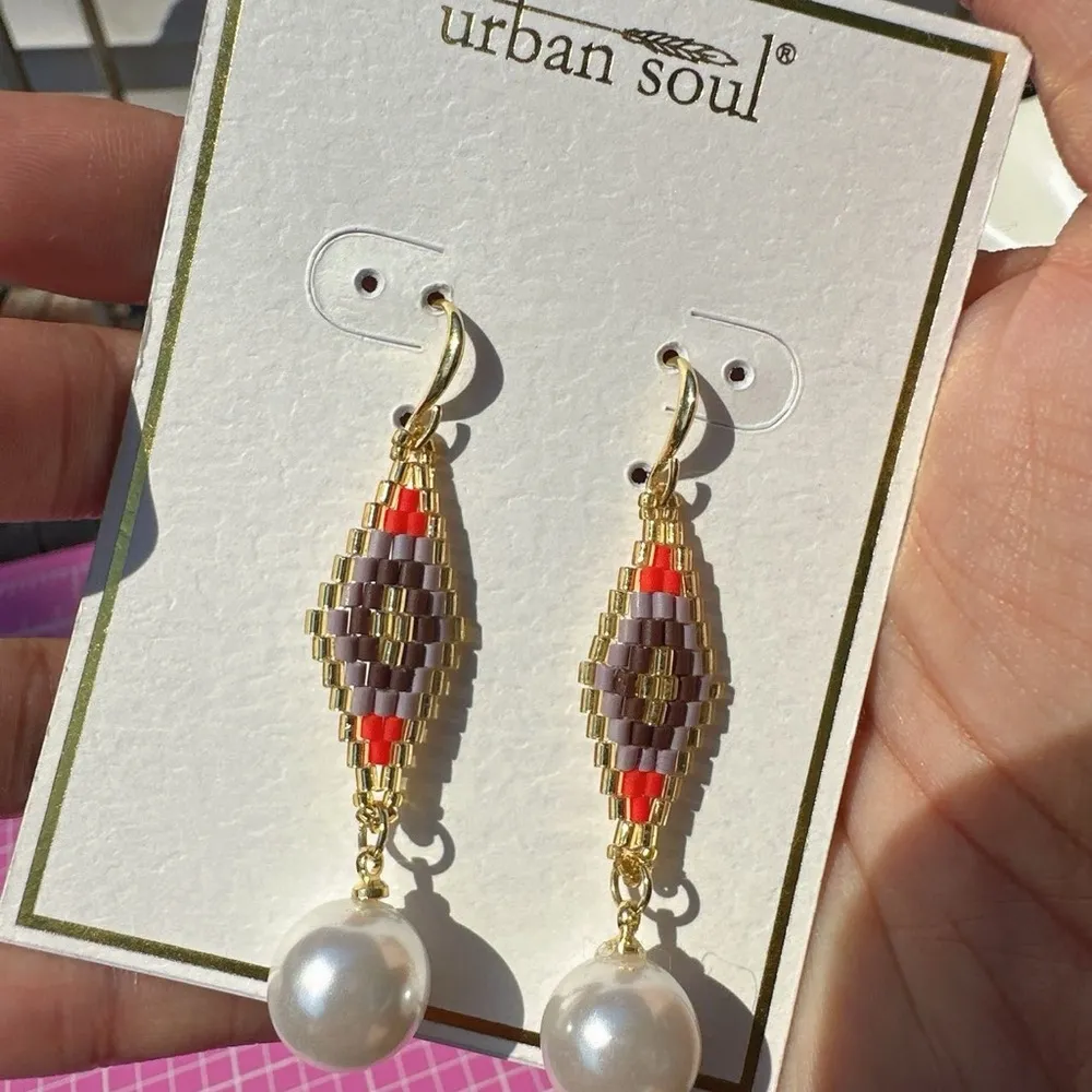 Urban Soul beaded diamond shape drops white pearl earrings packable adjustable Gold - Image 7