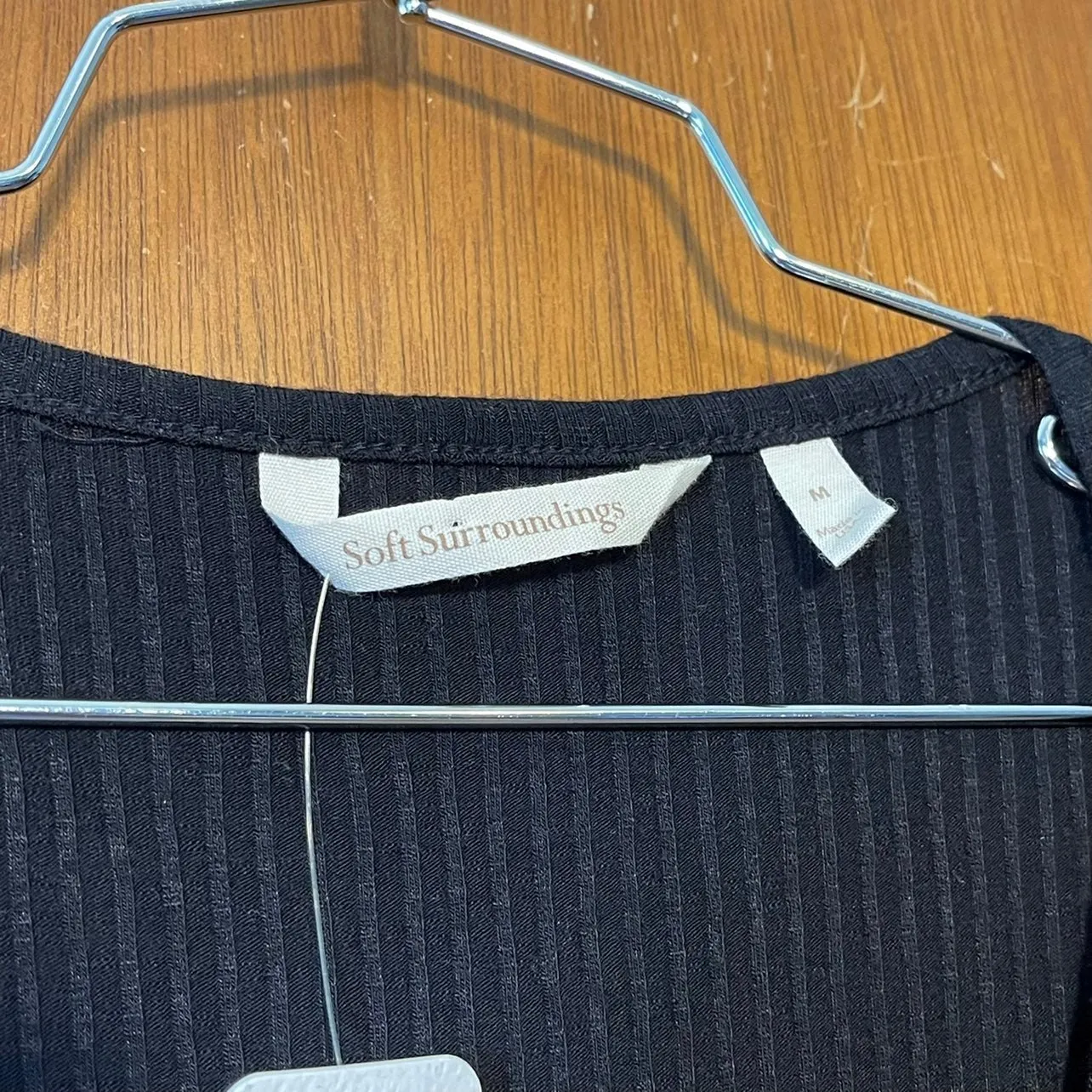 NWT Soft Surroundings Woman's Black Lightweight Unfitted Shirt Size Medium - Image 3