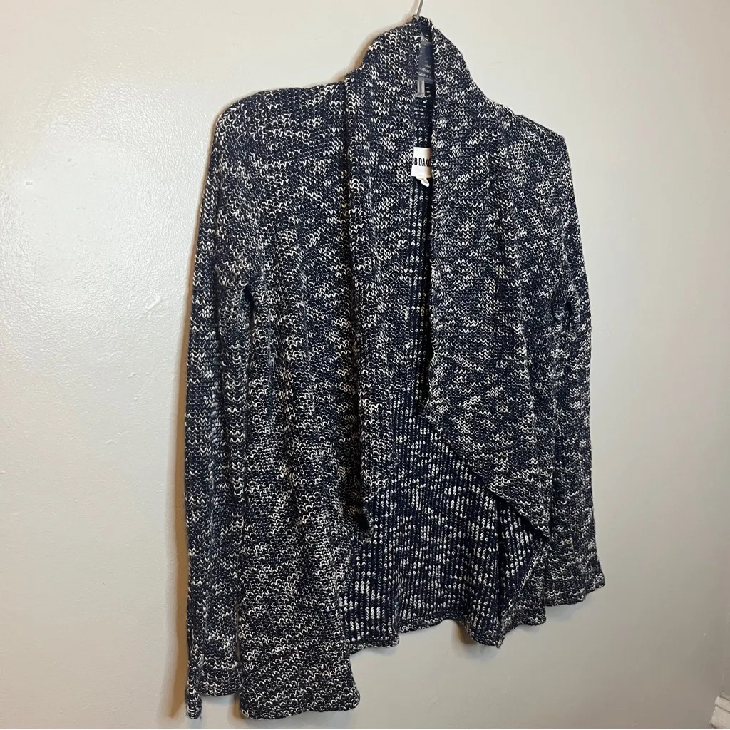 BB Dakota Navy and White Cardigan - Image 2