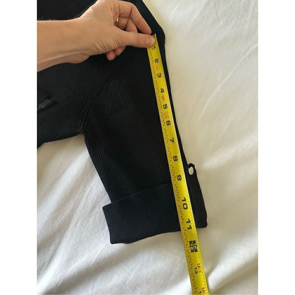 Cache Women's Size Large Short Sleeve Top - Image 6