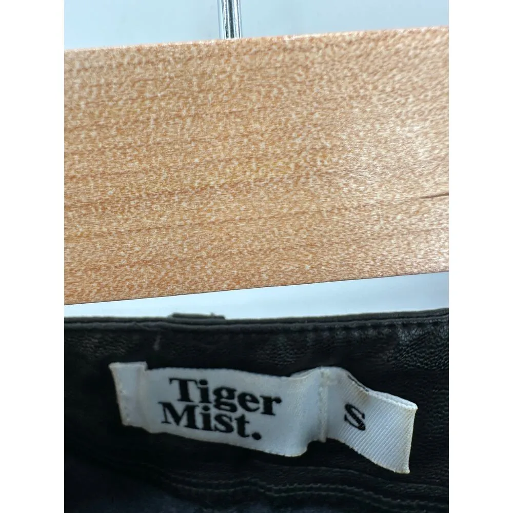 Tiger Mist Womens Faux Leather Shorts Size S Black High Waisted Button Fly - Image 5
