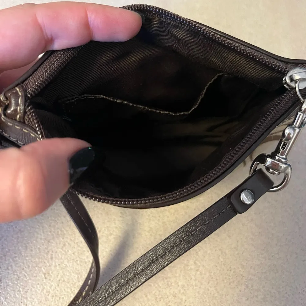 BLACK WRISTLET - Image 5