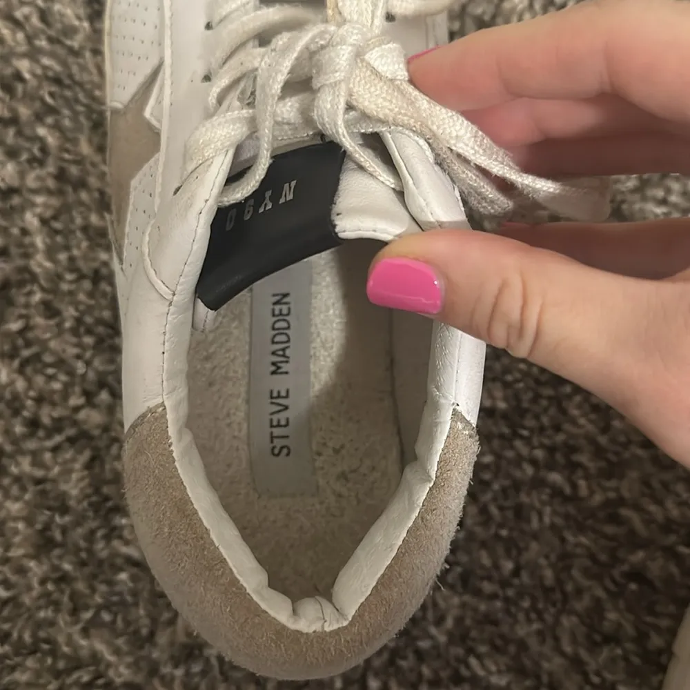 Steve Madden  star sneakers - Image 2