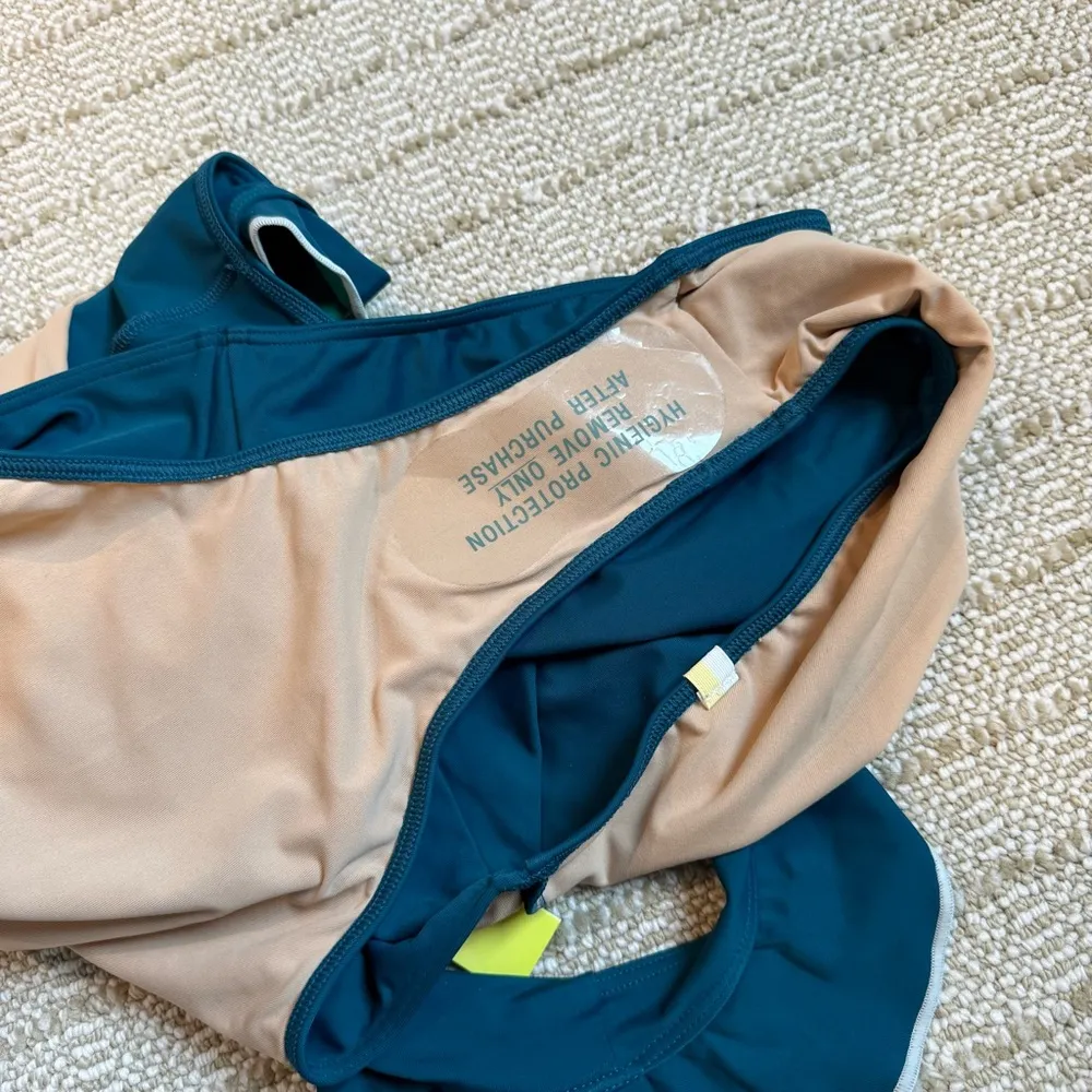 NWT Summersalt The Ruffle Backflip One piece Swimsuit Blue & Teal | Size 10 - Image 5