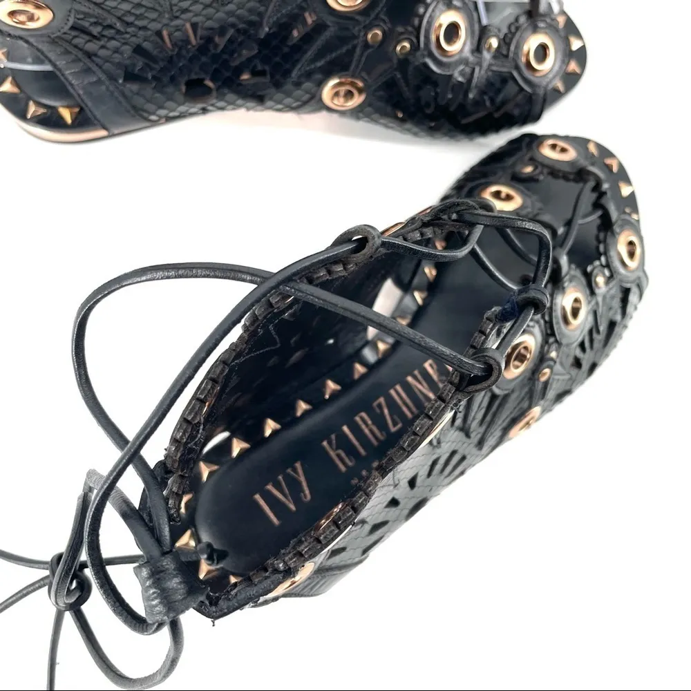 Ivy Kirzhner Barcelona Black Leather Low Gold Wedge Cutout Flat Sandals Size 6 - Image 6