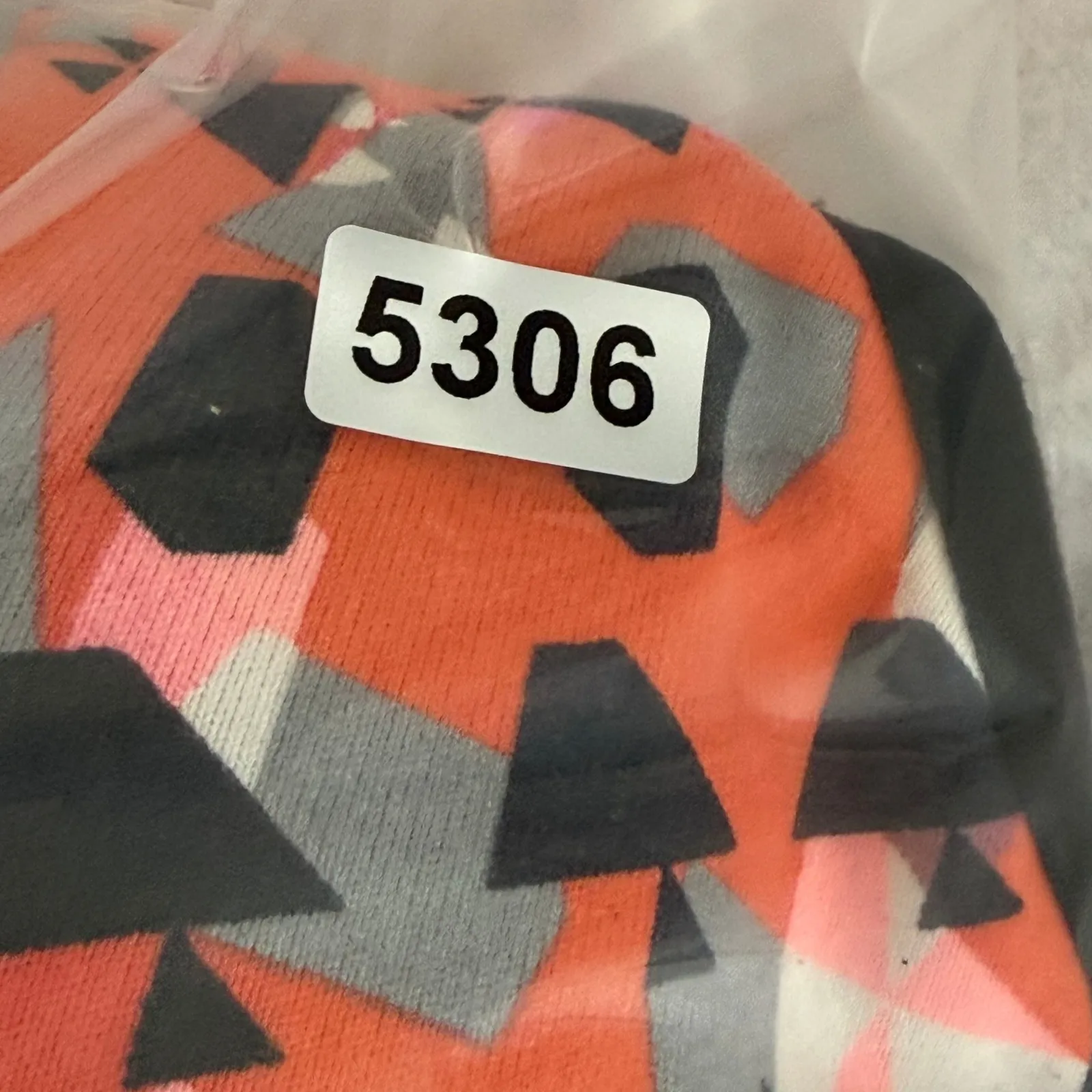 Victoria's Secret Knockout Front Close Sport Bra 32D E70 Black Geometric - Image 10