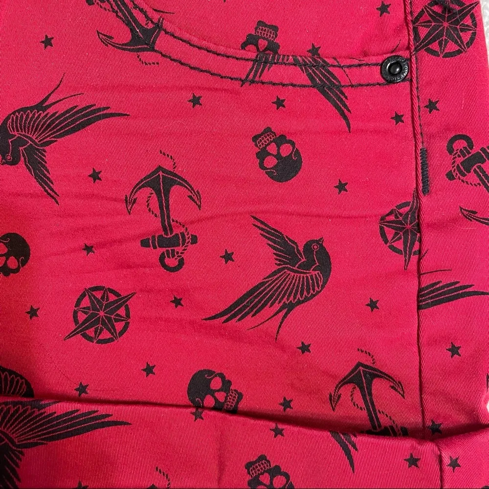Lovesick from Hot Topic High Waist Shorts Red Size undefined - Image 6