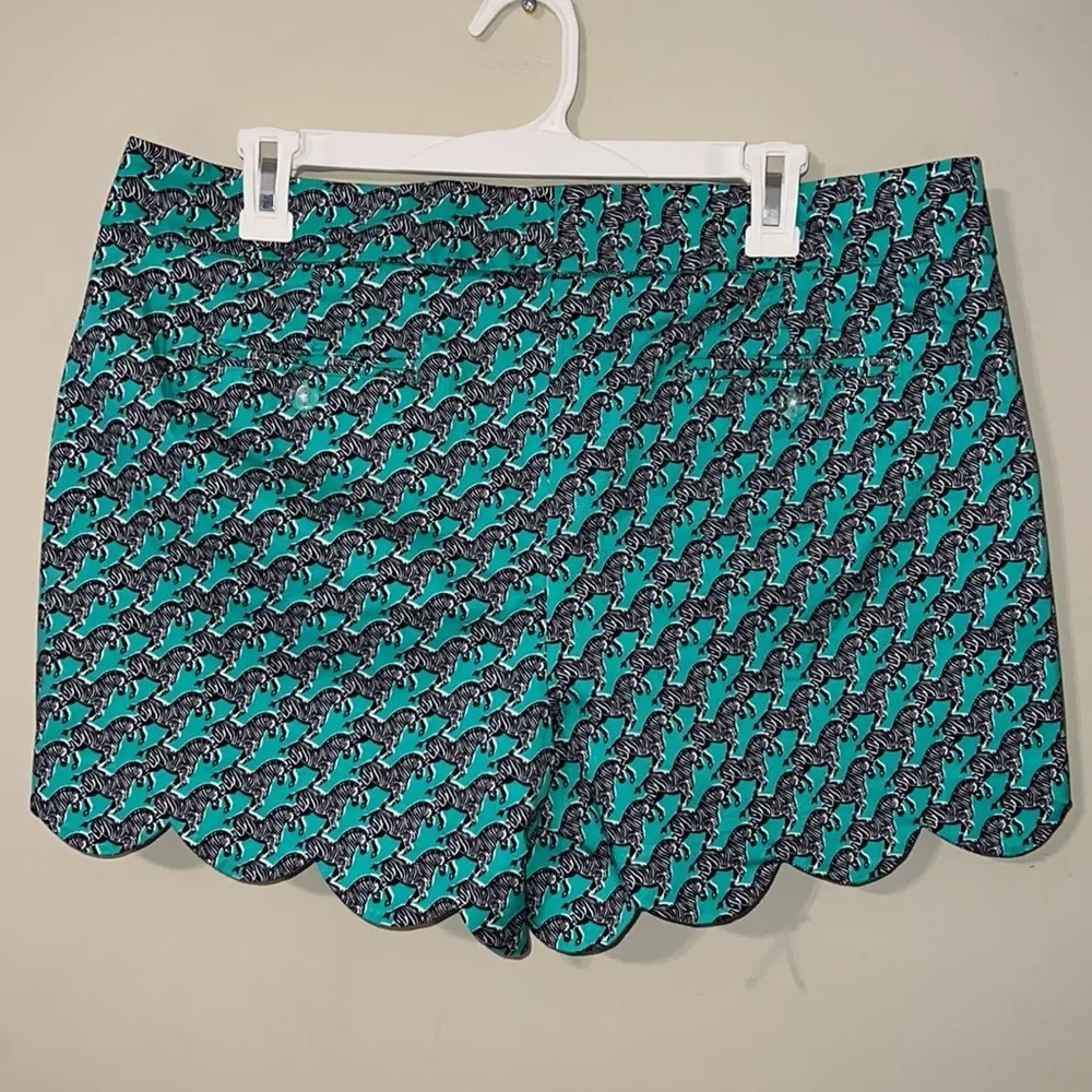 Crown & Ivy size 12 womens shorts with scalloped edge and zebra print safari - Image 4