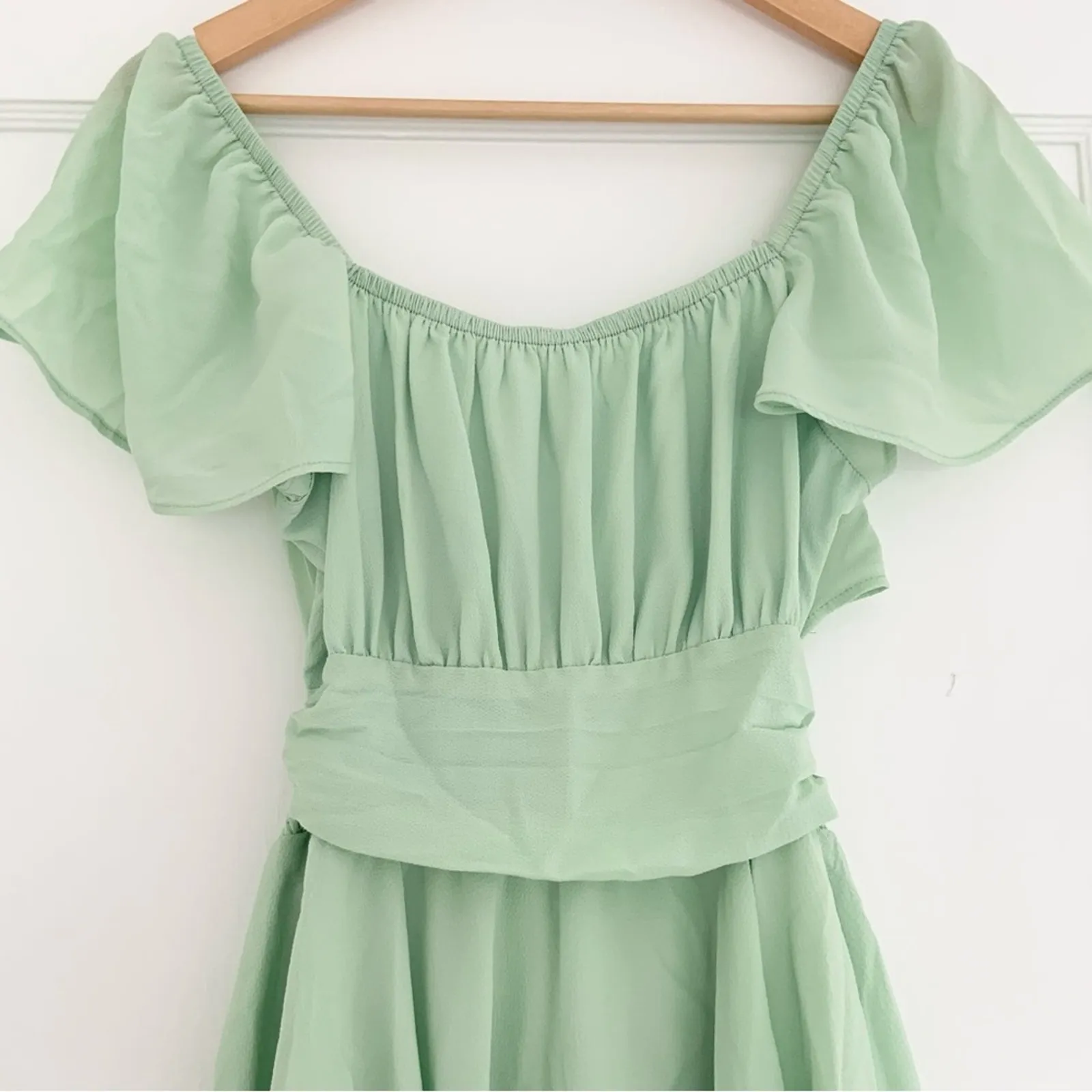 Green Ruffle Romper Dress w Built in Shorts Tropical Vacation Size Small - Image 3