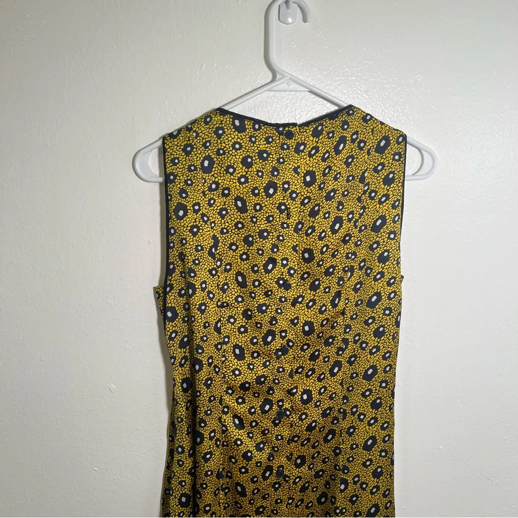 Zara Sleeveless Shift Dress Yellow Navy Geometric Button Back S - Image 6
