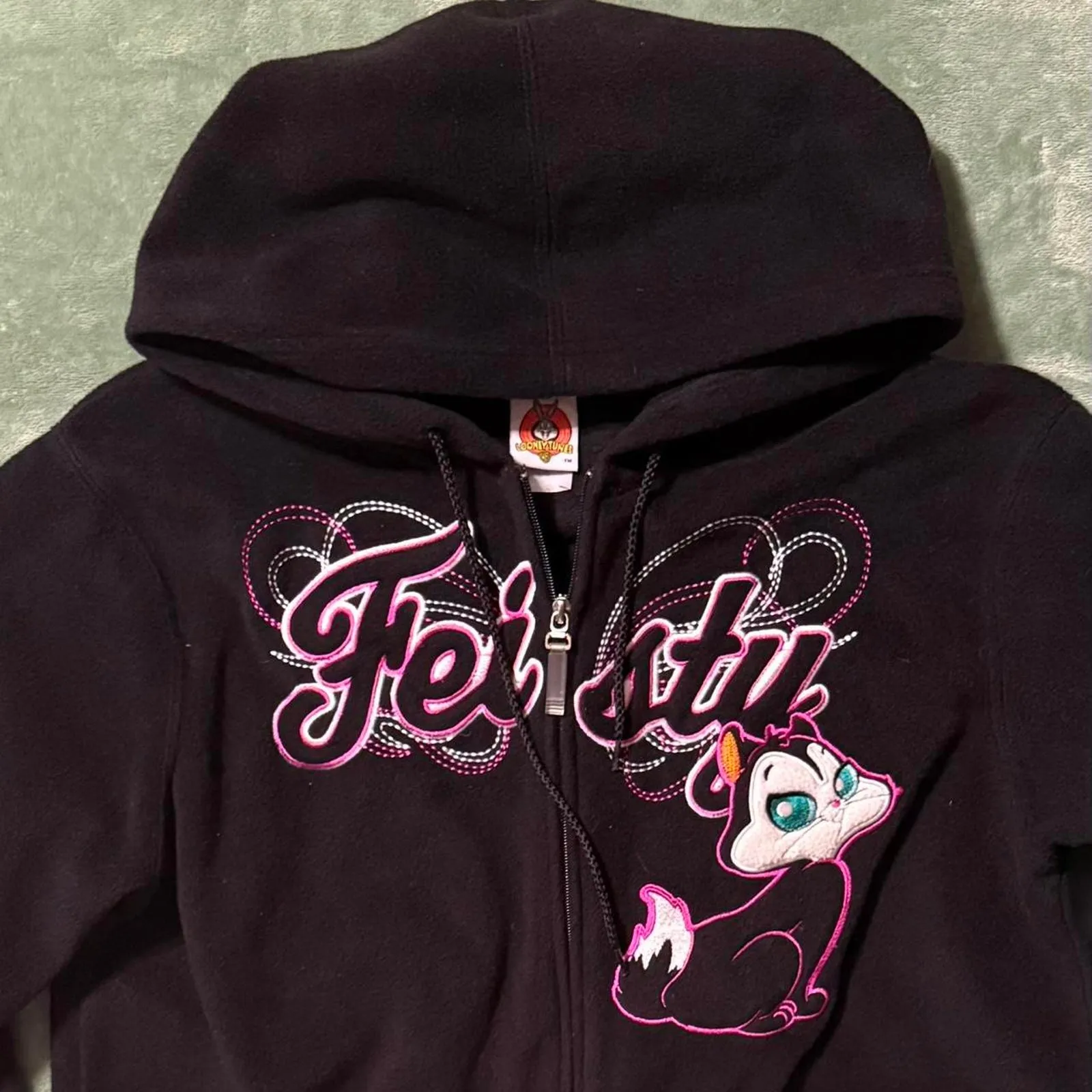 Looney Tunes Feisty Zip Hoodie Size Tagged Large - Image 3
