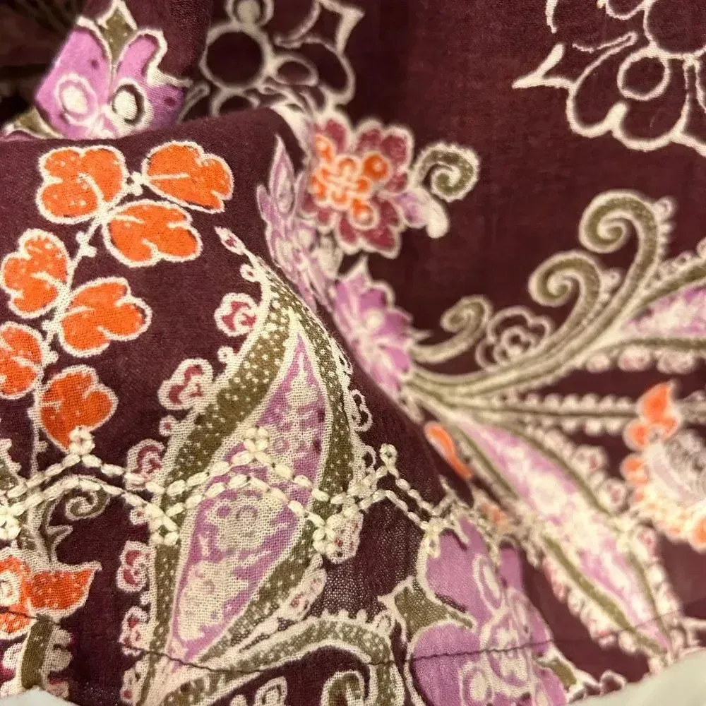 Eddie Bauer Tie Front Cotton‎ Embroidered Top Women’s size Medium - Image 8