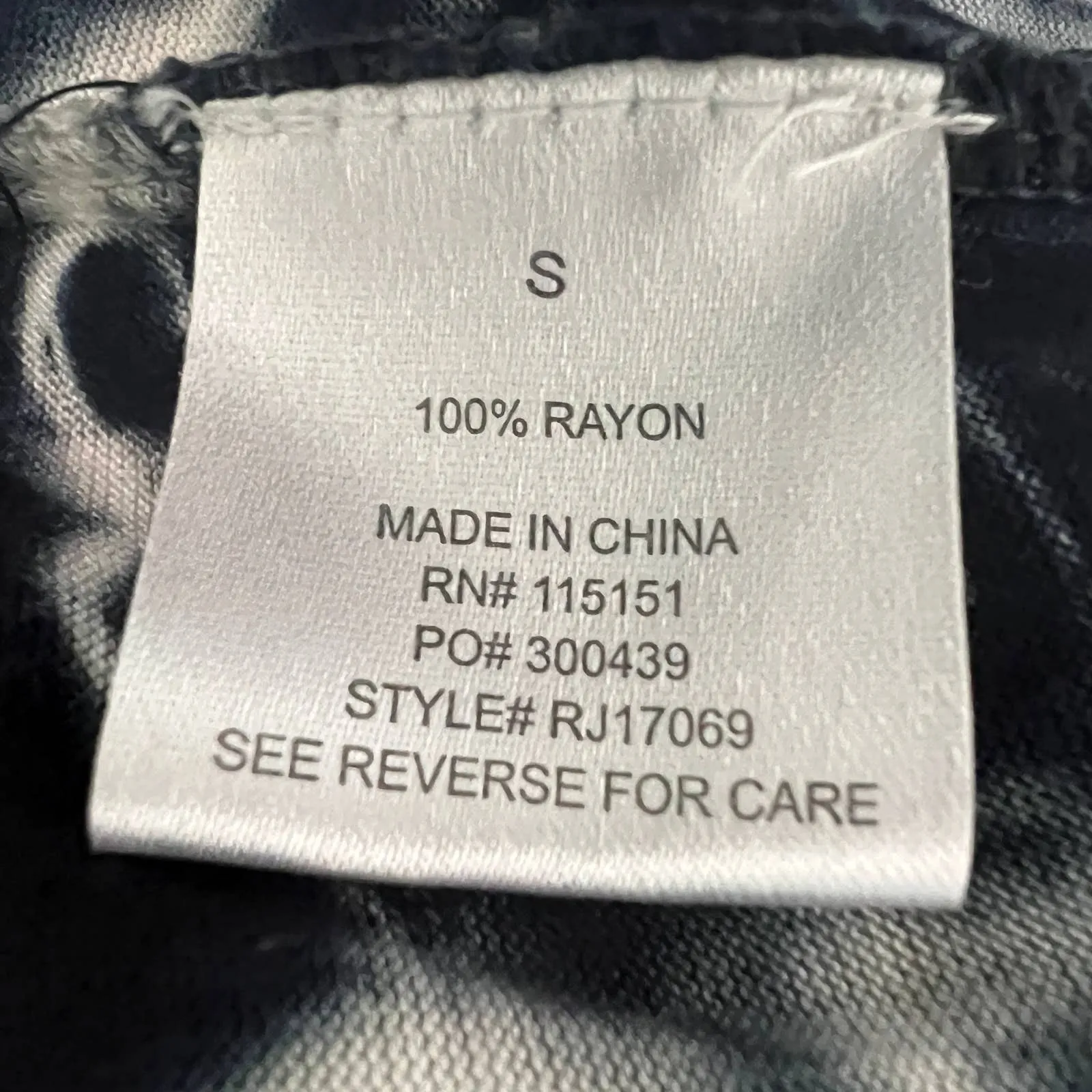 Romeo & Juliet Couture Tie-Dye Blue Sleeveless Maxi Dress Size Small - Image 13