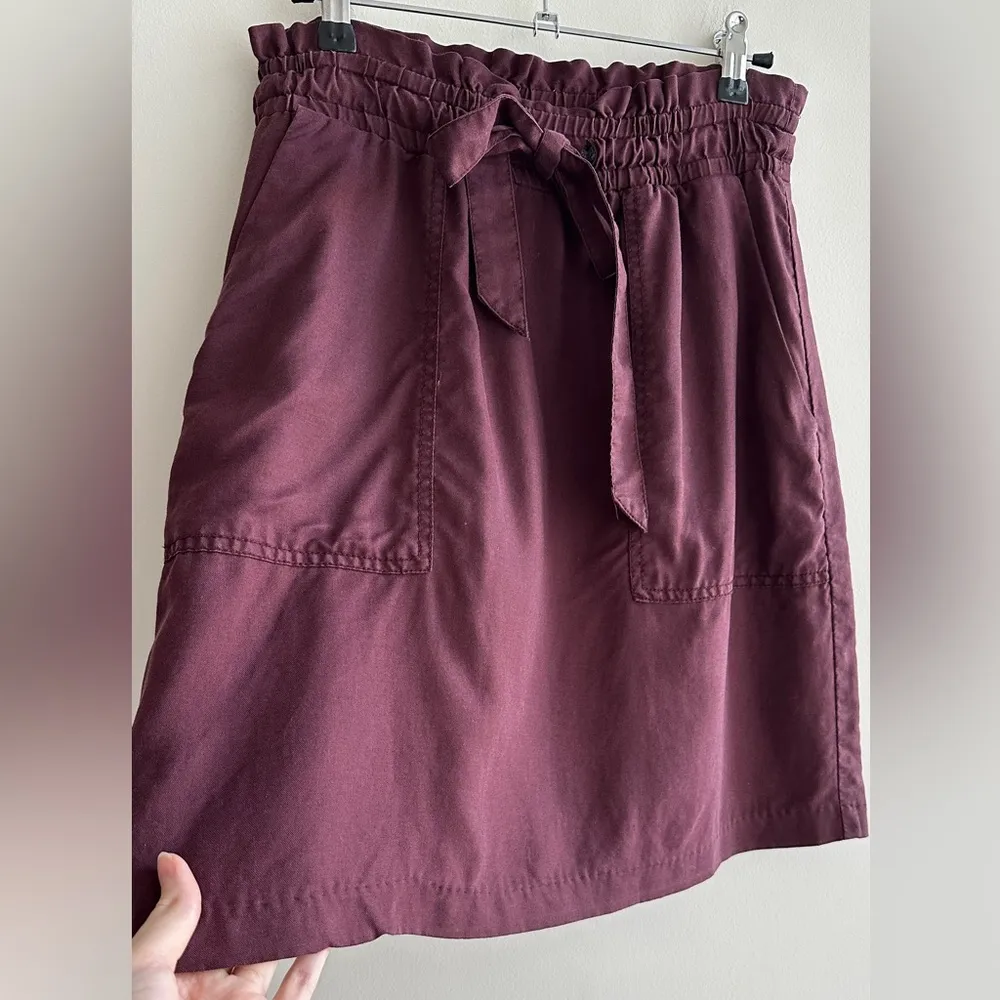 H&M Paperbag Cinched Waist Chic Burgundy Skirt with Tie Waist, Size 6 - Image 6