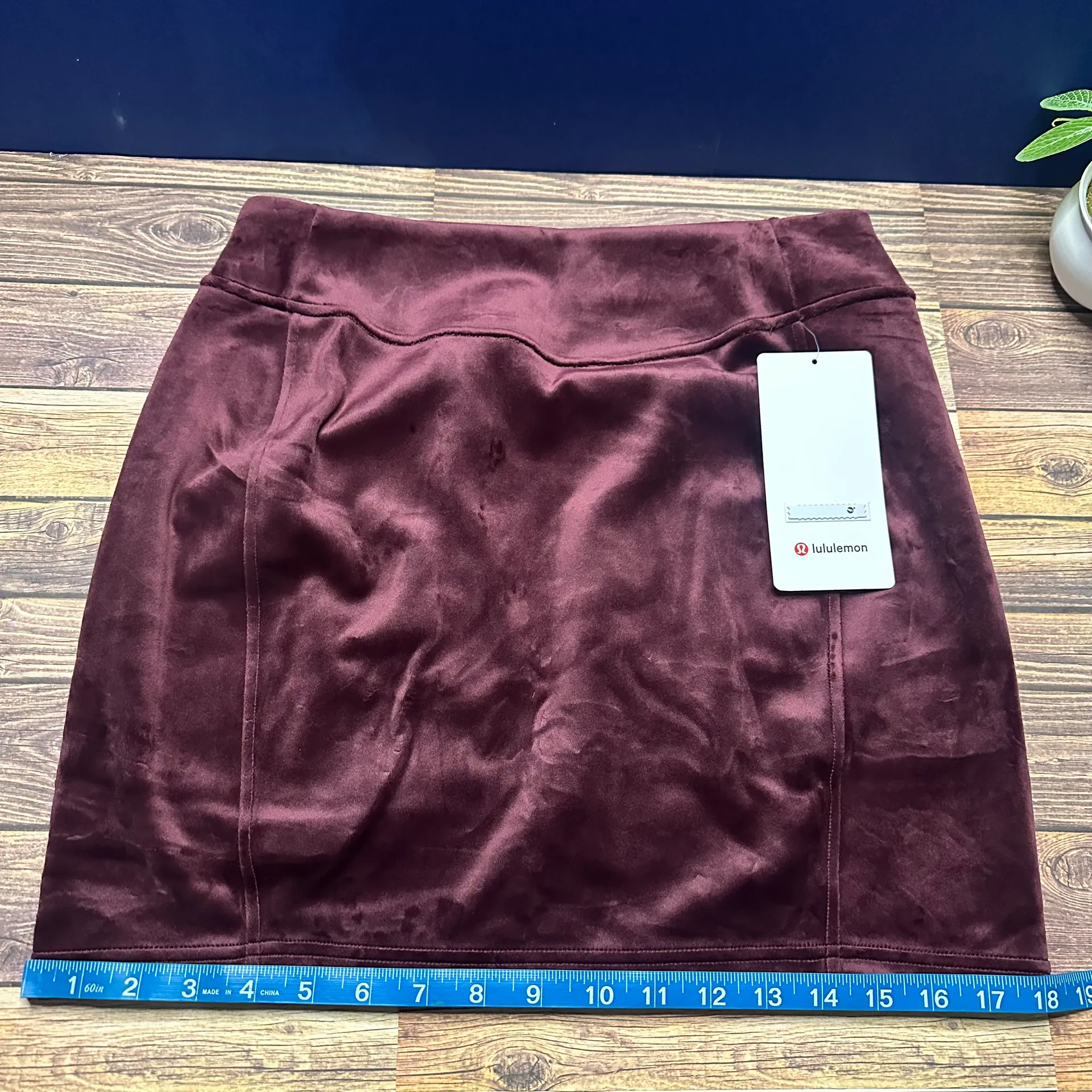 Scuba High Rise Mini Skirt Velvet NWT Size Medium (GARN) LW8AL9S - Image 7