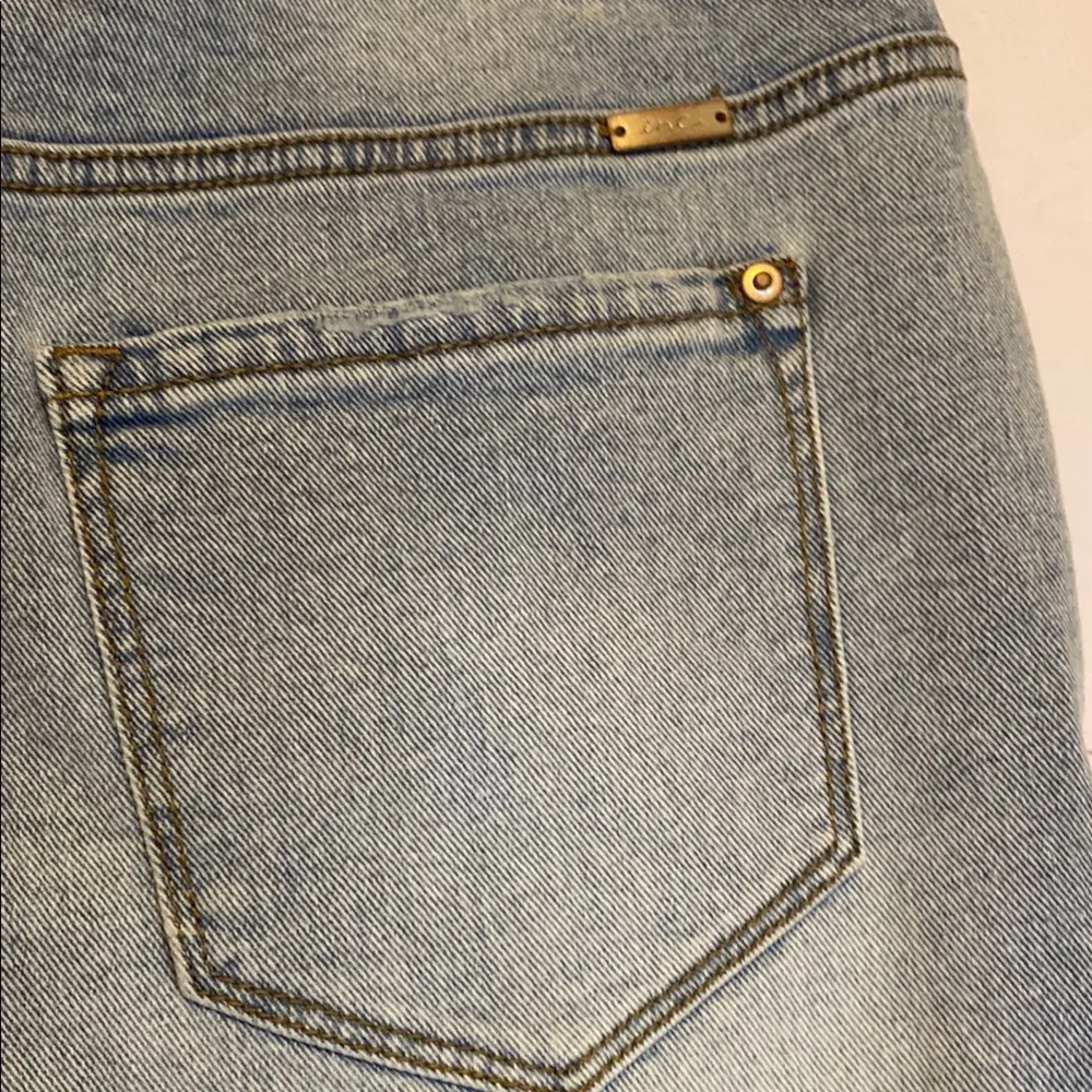 I•N•C international concepts Frayed Denim Women's Shorts 10 Blue - Image 4