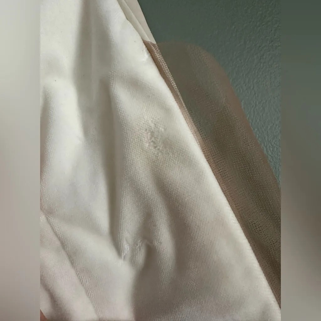 LAUDAE Lupine Velvet and Floral Lace Fit and Flare Wedding Dress Size US 6 White - Image 7