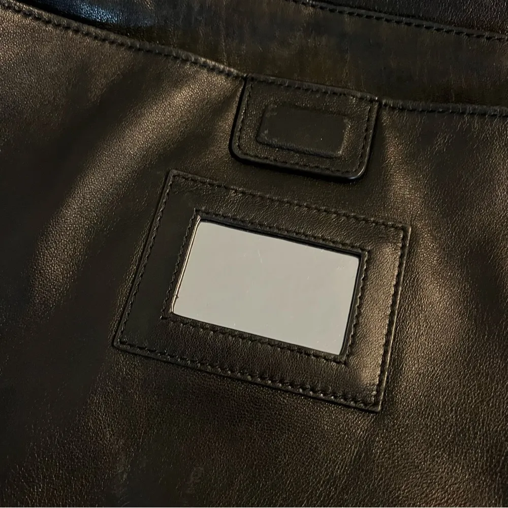 Alice + Olivia Large Leather Black Messenger Style Purse Bag - Image 6