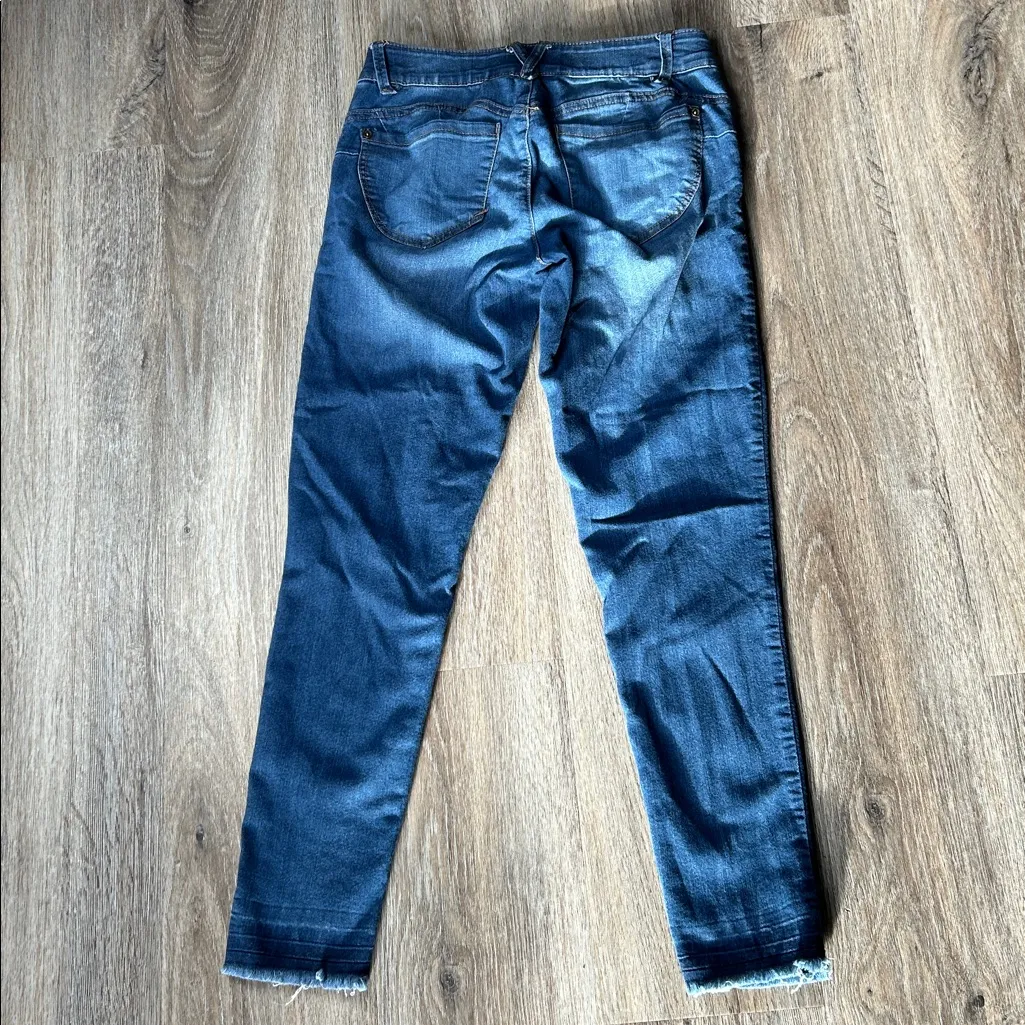 Democracy  “Ab Technology” Ankle Jeans Size 2 - Image 2