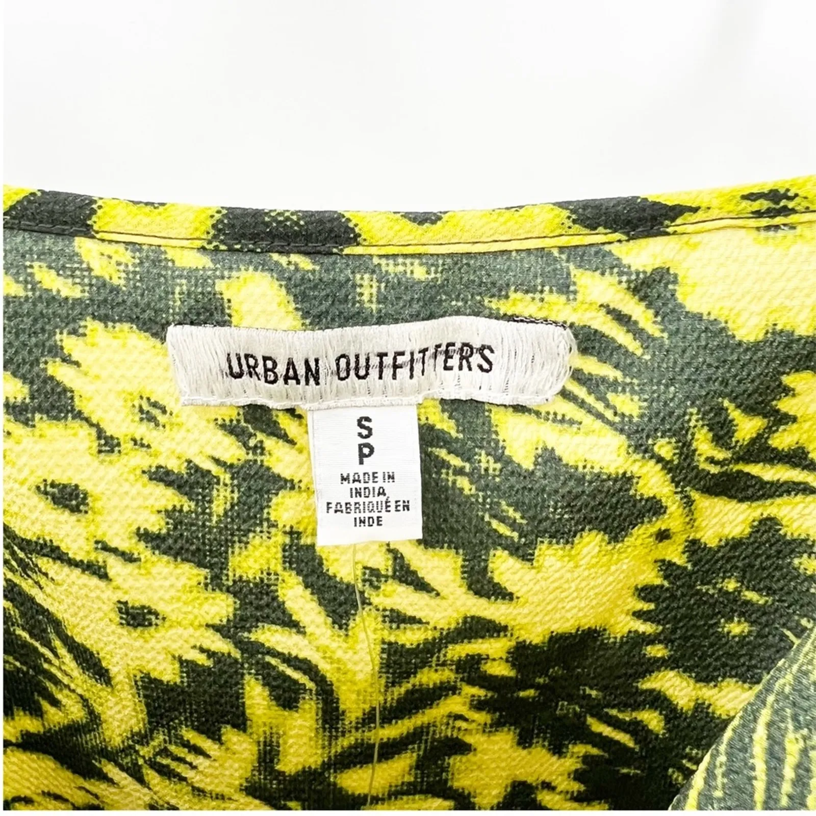 NEW Urban Outfitters Camille Floral Pleated Mini‎ Dress S - Image 5