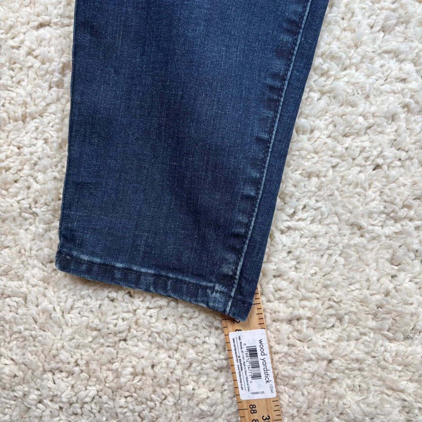 DENIZEN from Levi's Mid Rise Skinny Jeans Dark Wash Women's Size 16 - Image 4