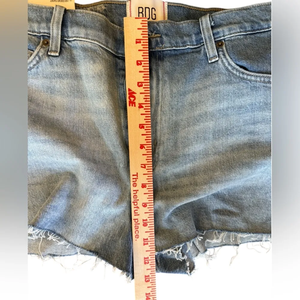 BDG denim blue Jean Mom Shorts country western boho cut off country SZ 31 - Image 6