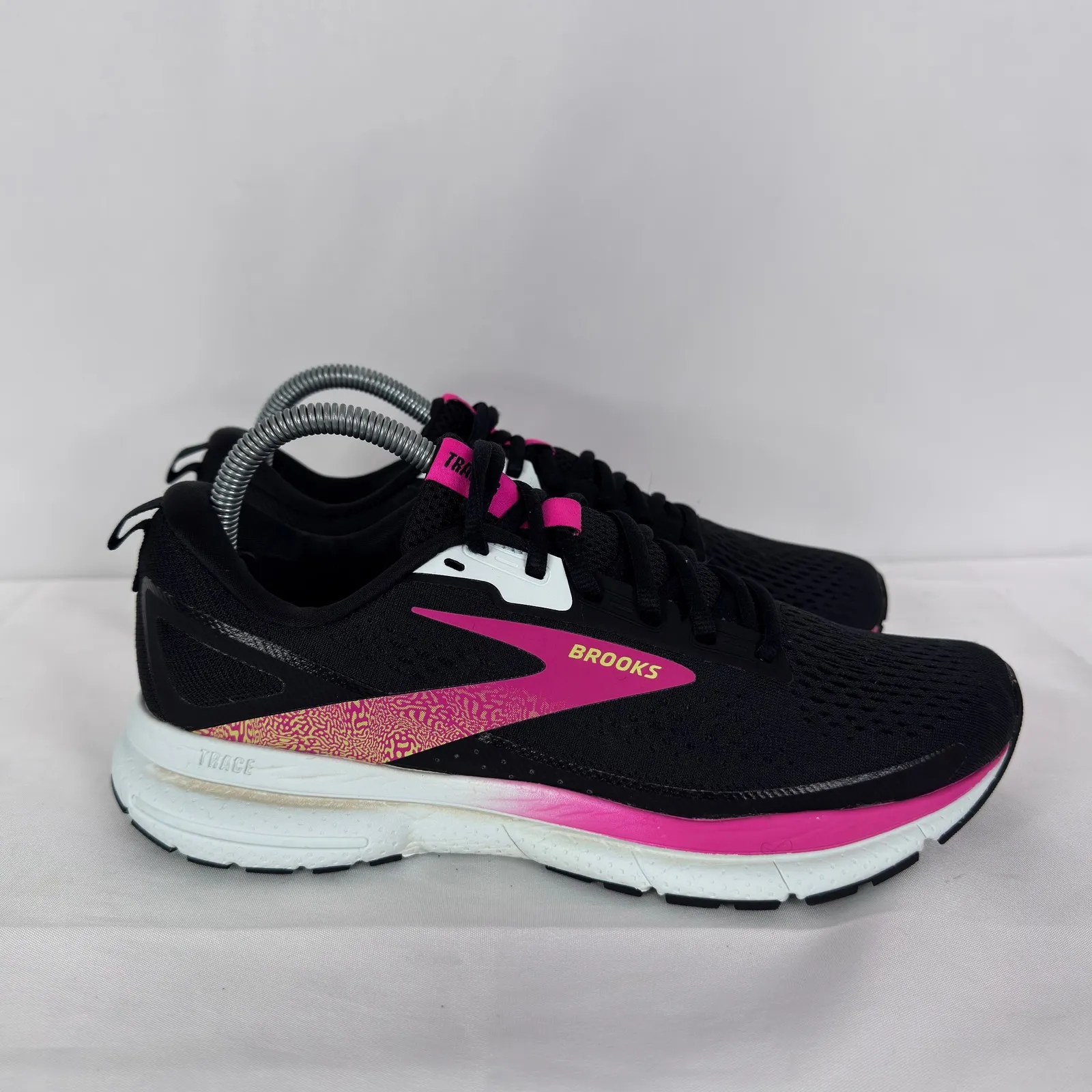 Brooks Trace 2 Women's Running Shoes Black Pink Sz 9 Medium B 1204011B098 - Image 5