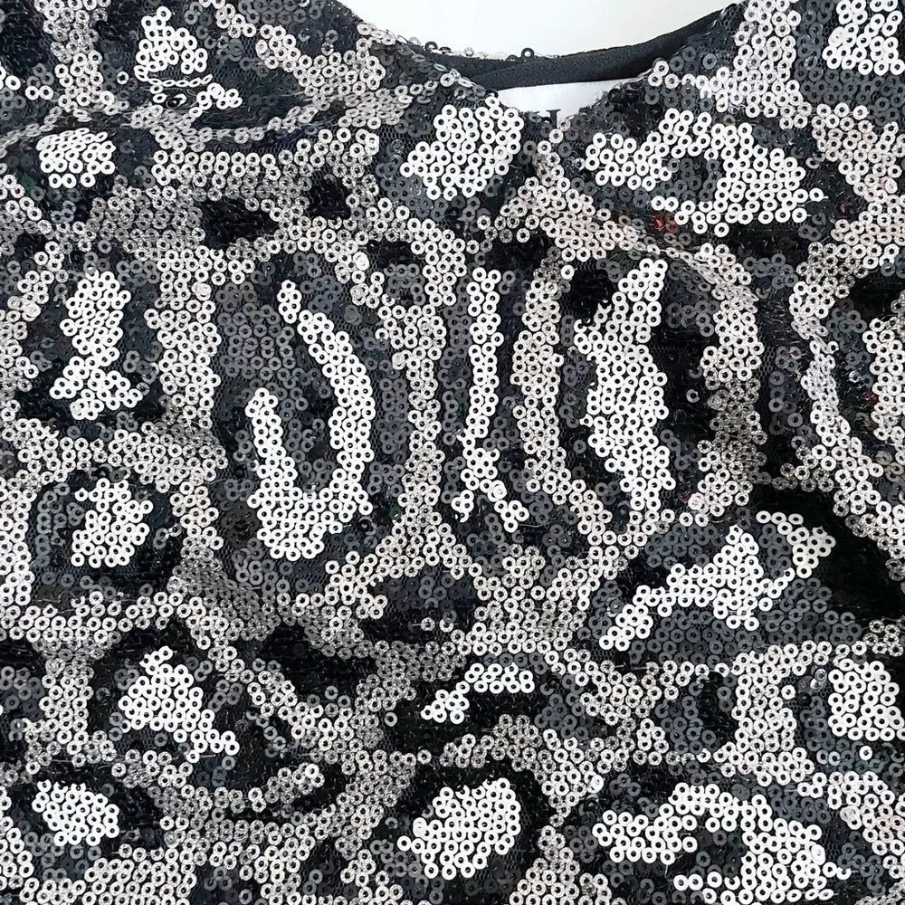 GILLI Sequin Leopard Print Crop Tank Top Camisole Black Silver Adjustable Size M Size M - Image 8