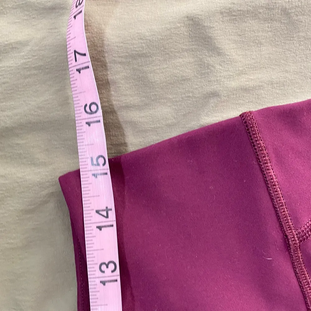 Victoria's Secret Sport Maroon Capri Biker Shorts With Mesh Detailing Size Large - Image 2